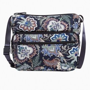 Utility Crossbody Bag in Java Navy Camo